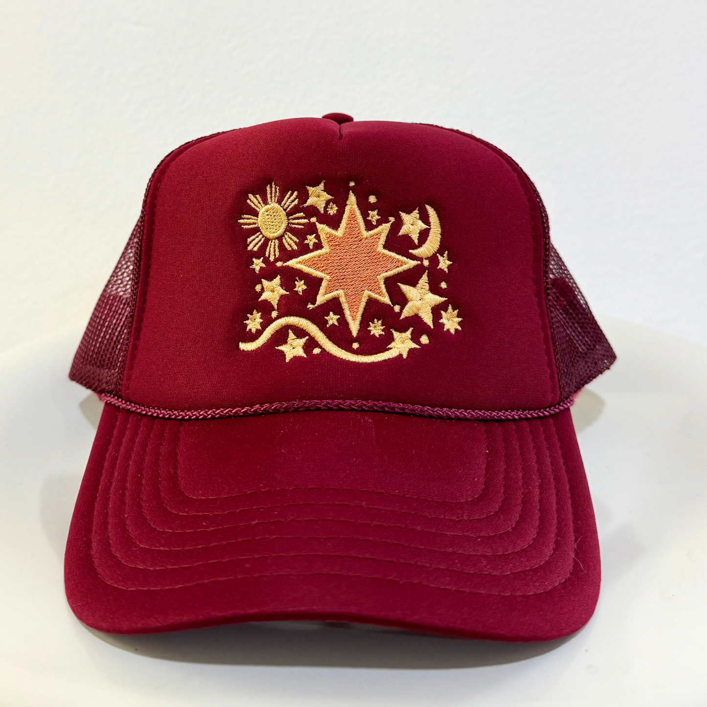 FILIPINO STARBURST TRUCKER [MAROON/GOLD]